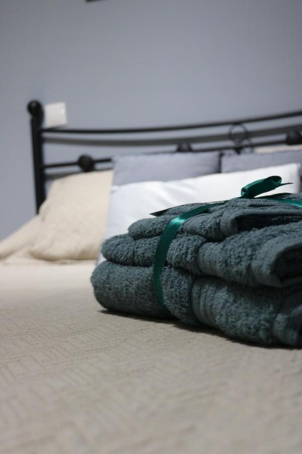 Semi-Basement 50Sqm Apartment Near Kos Citycenter ภายนอก รูปภาพ